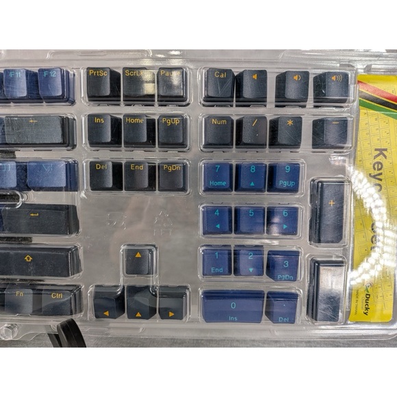 Ducky Horizon PBT Doubleshot Keycap Set- 108 Keycaps - Picture 8 of 14